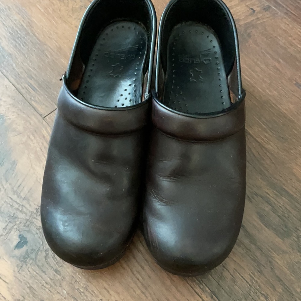 Dansko Clogs - Picture 4 of 6
